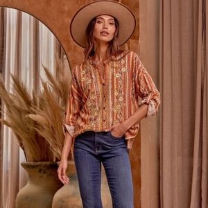 Savanna Jane NWT Boho The Wren Kat Split Neck Rust Stripe Embroidered SMALL